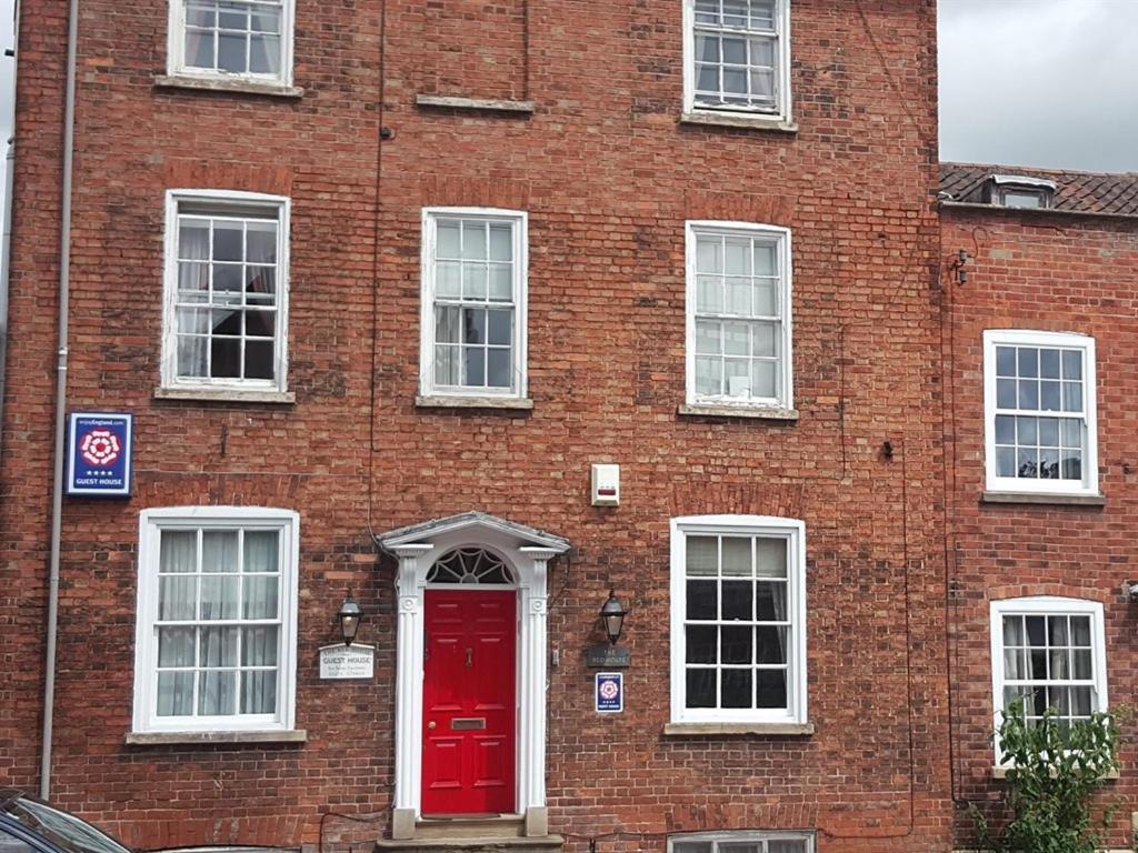 The Red House Hotel Grantham Exterior foto