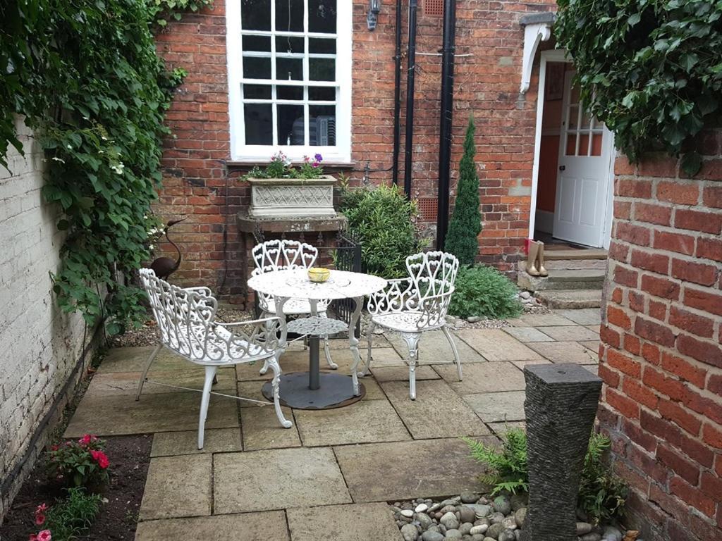 The Red House Hotel Grantham Exterior foto